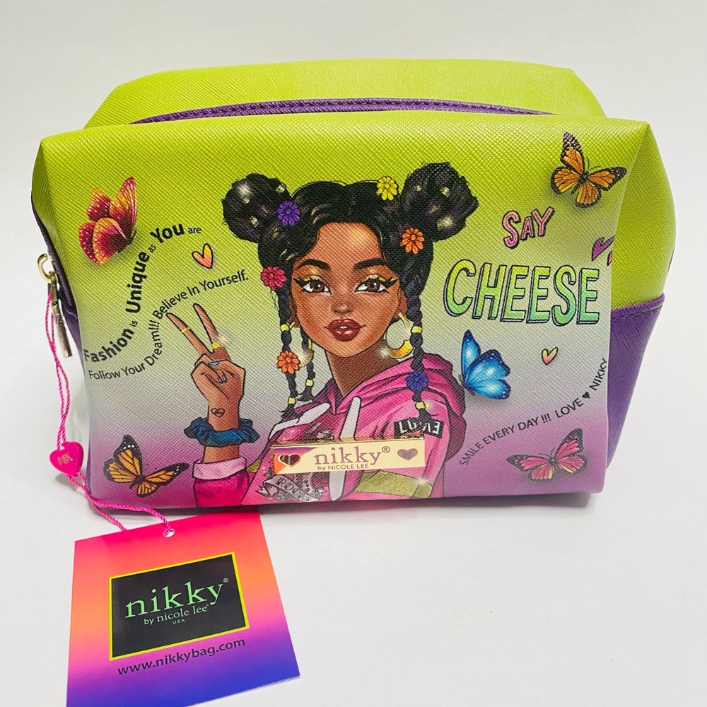 Cosmetic bag Makeup accessories